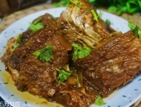 如何燉魚好吃又簡單？最簡單的燉魚方法介紹