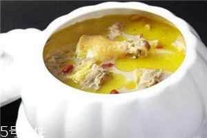 什么人不適合喝雞湯？雞湯雖好但這些人卻無(wú)福消受
