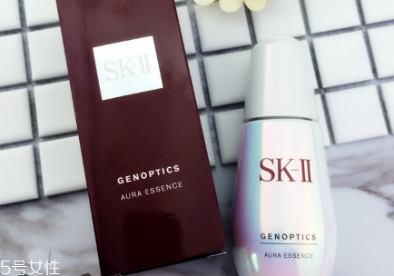 sk2小燈泡和小銀瓶哪個好？sk2小燈泡使用測評