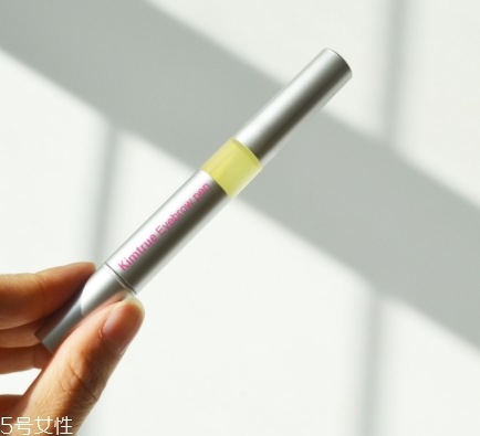 睫毛增長液真的有用嗎？讓睫毛更加纖長