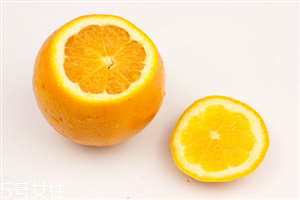 橙子和梨怎么一起榨汁？橙子和梨的新鮮吃法