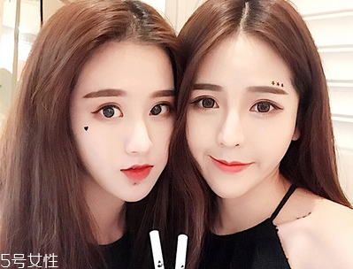 眼線筆硬頭和軟頭的哪個好用？單眼皮眼妝教程