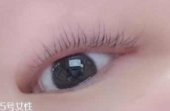 ettusais艾杜莎睫毛膏打底膏怎么用？睫毛一天不會(huì)塌