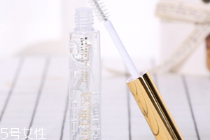 睫毛雨衣怎么用？用在睫毛膏之后