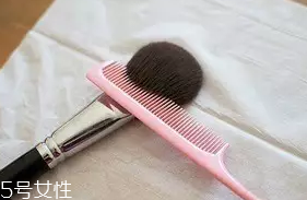 化妝刷怎么挑選？9種化妝刷全解析