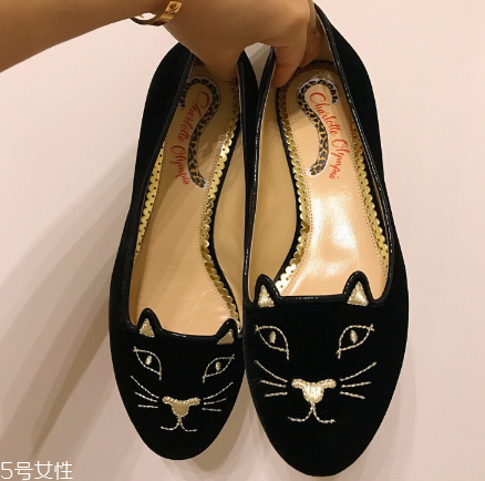 charlotte olympia貓咪鞋多少錢？平底鞋中的萌貨代表
