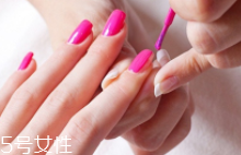 指甲油怎么挑選？看看是否符合這12點