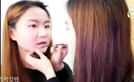 內(nèi)雙怎么畫眼線？?jī)?nèi)雙眼皮畫眼妝技巧
