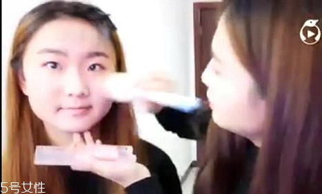 內(nèi)雙怎么畫眼線？?jī)?nèi)雙眼皮畫眼妝技巧