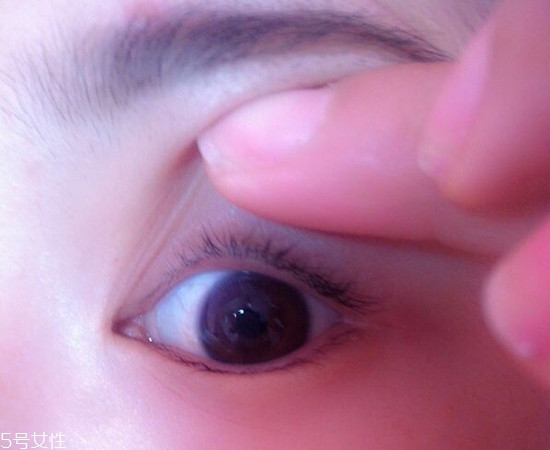 內(nèi)雙怎么畫眼線？?jī)?nèi)雙眼皮畫眼妝技巧