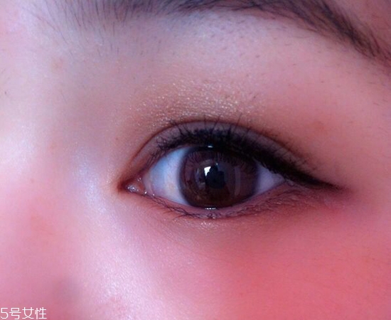內(nèi)雙怎么畫眼線？?jī)?nèi)雙眼皮畫眼妝技巧