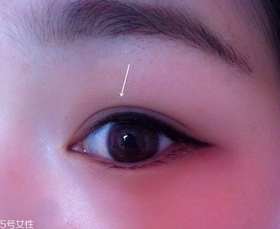 內(nèi)雙怎么畫眼線？?jī)?nèi)雙眼皮畫眼妝技巧