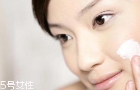 素顏霜美白原理是什么？添加色料二氧化鈦