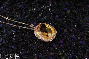 黃水晶可以碰水嗎？你不知道的水晶小知識