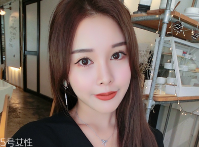 名創(chuàng)優(yōu)品眼影好用嗎？韓系貓眼妝的畫法