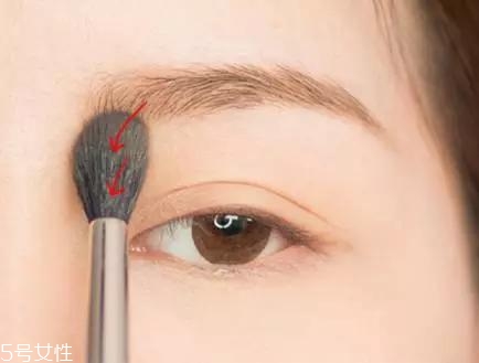 網(wǎng)紅的妝都是怎么化的？論女生眼妝的重要性