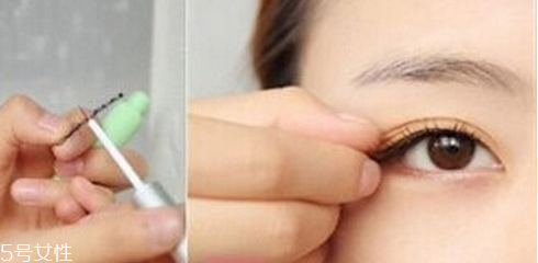 淑女妝怎么畫(huà)清新自然？教你化一個(gè)撩倒男神的妝