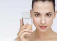 補(bǔ)水貼片面膜適合什么膚質(zhì)？不分膚質(zhì)