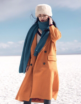 純色呢大衣怎么搭配？這樣搭美到?jīng)]朋友