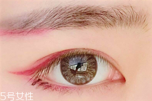 開眼角后吃什么好？開眼角后三個(gè)月可以化妝