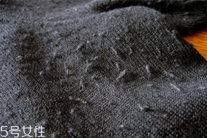 毛衣起球怎么去毛？這些日常物品都能輕松刮掉