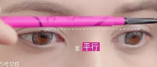 眼線液筆不出水怎么辦？畫眼線的常見誤區(qū)