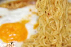 辛拉面哪種口味最好吃？農(nóng)心辛拉面八個(gè)口味評(píng)測(cè)