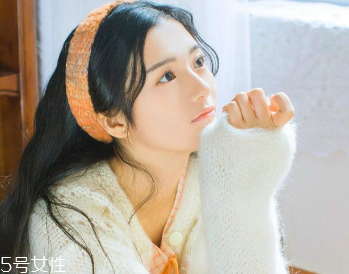 怎么選擇適合自己的襯衫？穿對(duì)了顯年輕