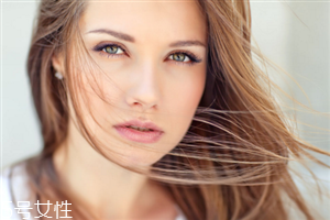 經(jīng)期能做雙眼皮嗎？割雙眼皮失敗方法