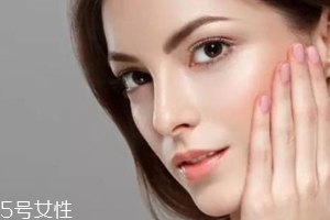 新手適合用什么高光？粉色珠光最好