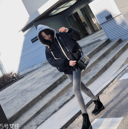 棉襖洗了還暖和嗎？棉襖應(yīng)盡量少洗