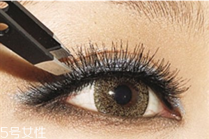 什么是種睫毛？讓你每日多睡三十分鐘