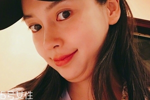 雙下巴怎么減最有效？日常習(xí)慣要注意