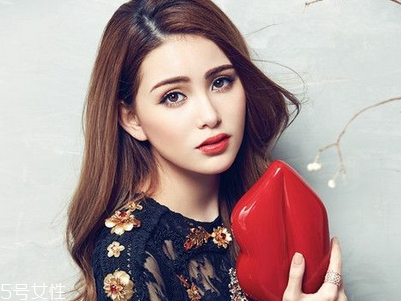 孕睫術和種睫毛哪個好？孕睫術美瞳線不要一起做