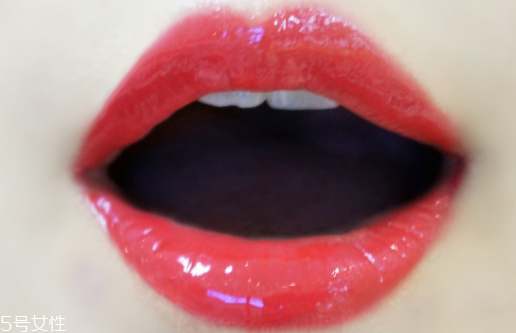 唇釉可以當(dāng)腮紅嗎？唇釉這樣涂最好看