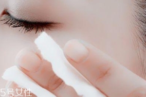 化妝棉濕敷多久好？五分鐘就好