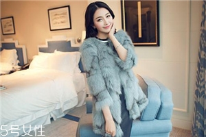 皮草什么顏色最顯氣質(zhì)？今年最流行的皮草顏色都在這了