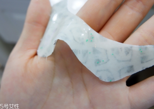 pandaw潘達(dá)眼膜可以敷多久？潘達(dá)眼膜要洗嗎