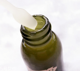 LA MER修護(hù)精華露孕媽能用嗎？適合產(chǎn)后去皺