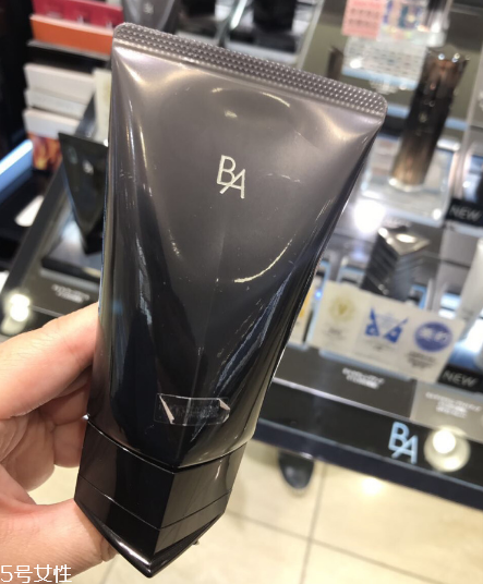 pola黑ba洗面奶好用嗎？挑不出毛病的一款洗面奶