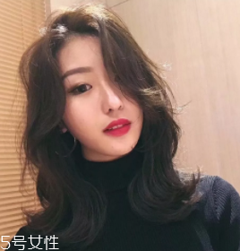 外翻卷發(fā)適合哪些人？御姐氣質(zhì)的臉