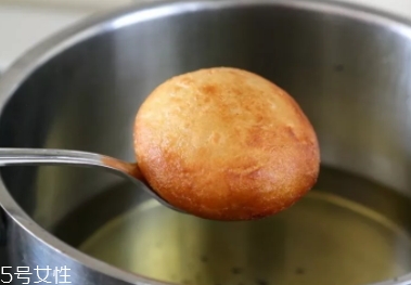 糖糕炸出來很硬怎么辦？