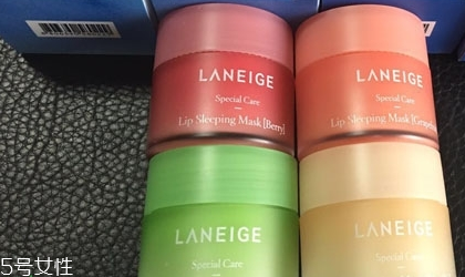 蘭芝限量唇膜哪個好聞？敷唇膜前熱敷效果更好