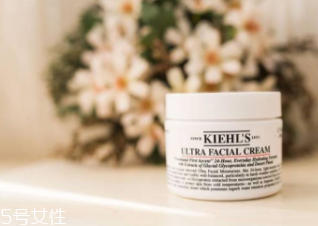 冬天護(hù)膚用霜還是乳？6款適合冬天用的護(hù)膚品推薦