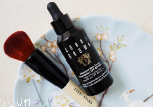 冬天護(hù)膚用霜還是乳？6款適合冬天用的護(hù)膚品推薦