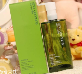 卸妝油哪個(gè)牌子好用？網(wǎng)紅卸妝油盤點(diǎn)
