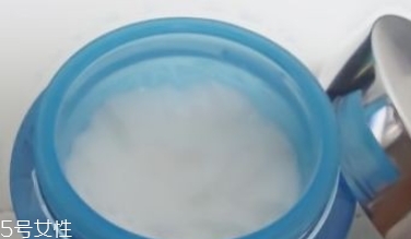 紀(jì)梵希水漾活妍面霜好用嗎？冰淇淋質(zhì)地的面霜評測