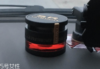 女士香水什么味道好？這6款香水親切又高級(jí)