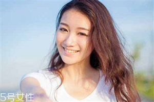圓臉有劉海好還是沒有劉海好？頭發(fā)少又細(xì)不適合短發(fā)