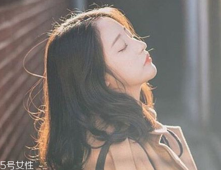 什么短發(fā)發(fā)型最清爽養(yǎng)眼？鎖骨短發(fā)發(fā)型推薦